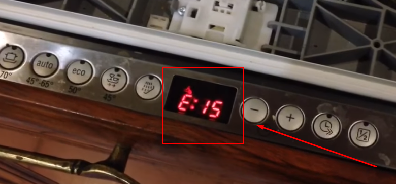 Ошибка e15 (нарисован кран) в посудомоечной машине: почему появляется и как ее исправить?
