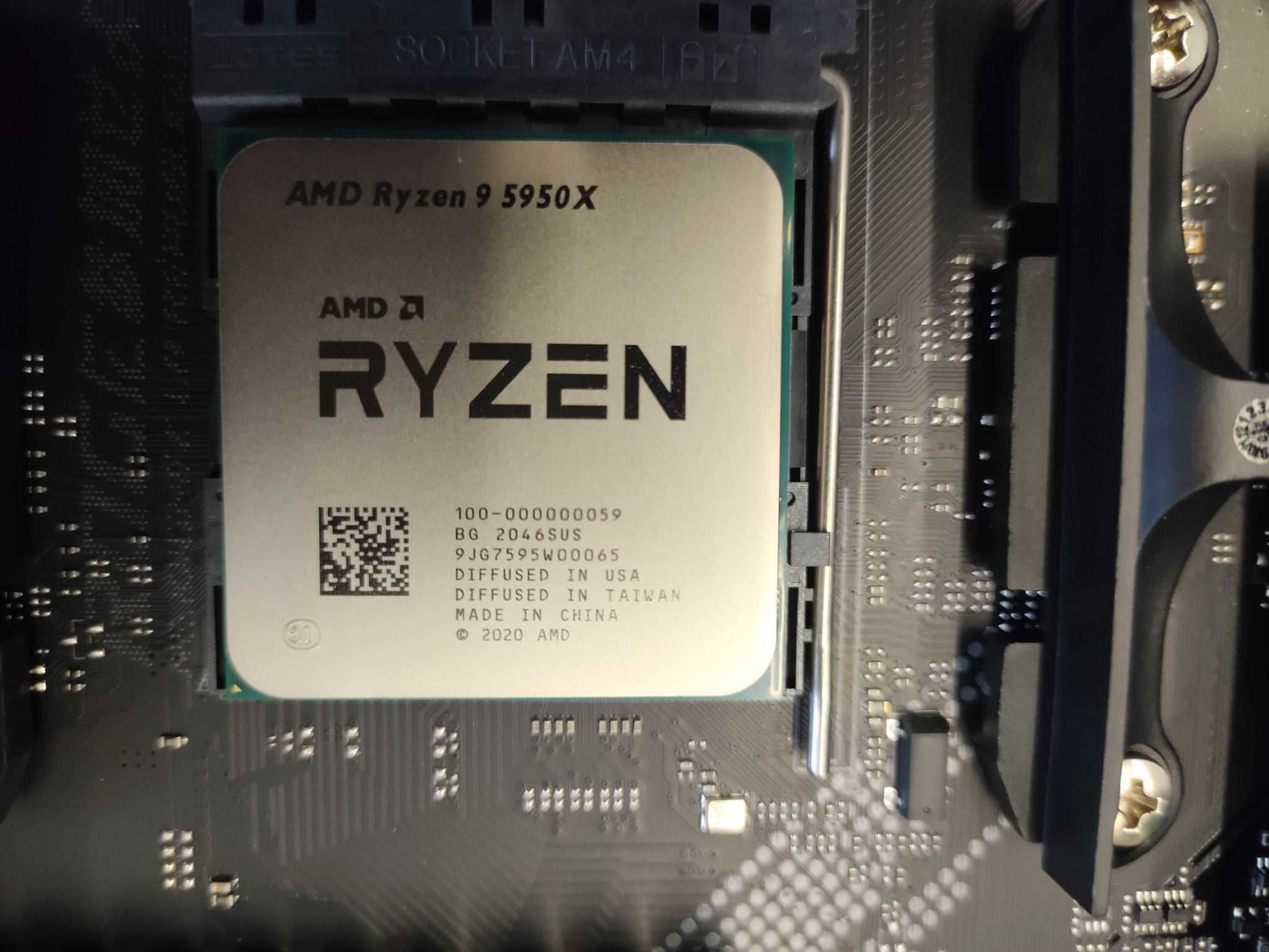 Процессор amd ryzen сокет. AMD Ryzen 9 5950x. Процессор AMD Ryzen 9 5950x am4 Box. AMD Ryzen 9 3900x. Процессор AMD Ryzen 5 5600x.