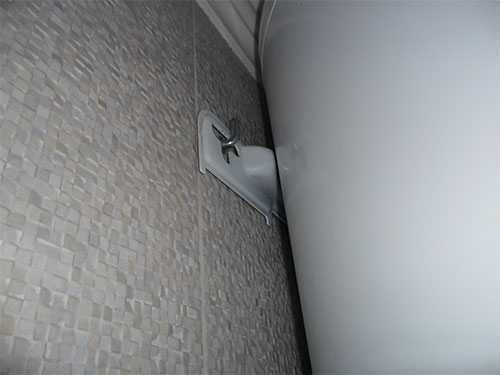 Крепление водонагревателя к стене — особенности и правила монтажа. как крепить бойлер на стены из разных материалов