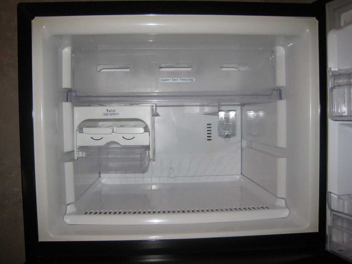 Холодильник Вирпул перемораживает морозилка