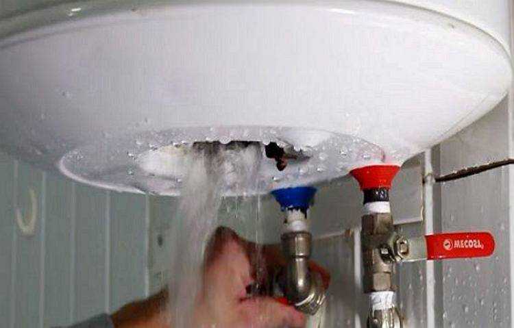 Нужен ли слив воды из водонагревателя при простое: когда не требуется, способы, спуск воздуха, отключение и хранение бойлера